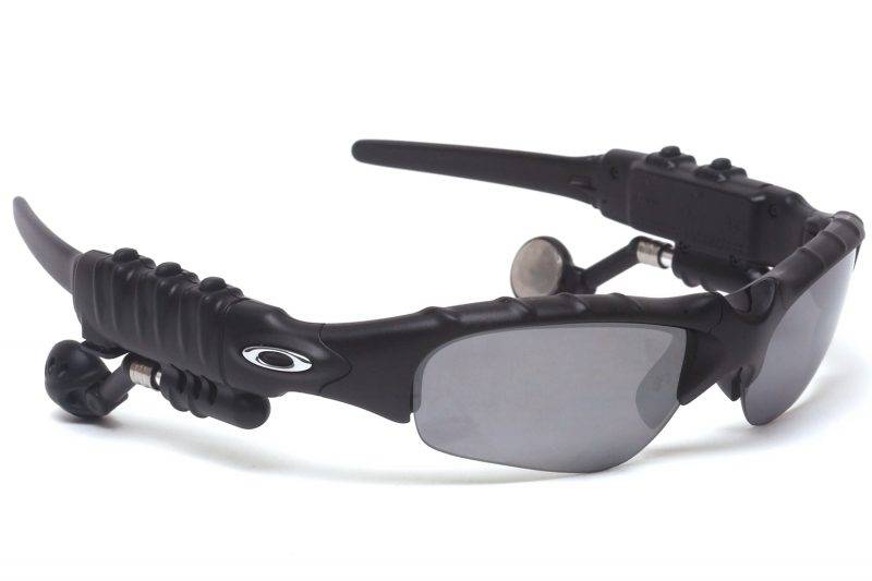 Oakley Thump MP3 Sunglasses