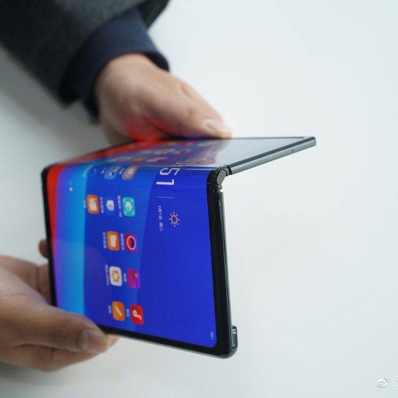 OPPO foldable phone