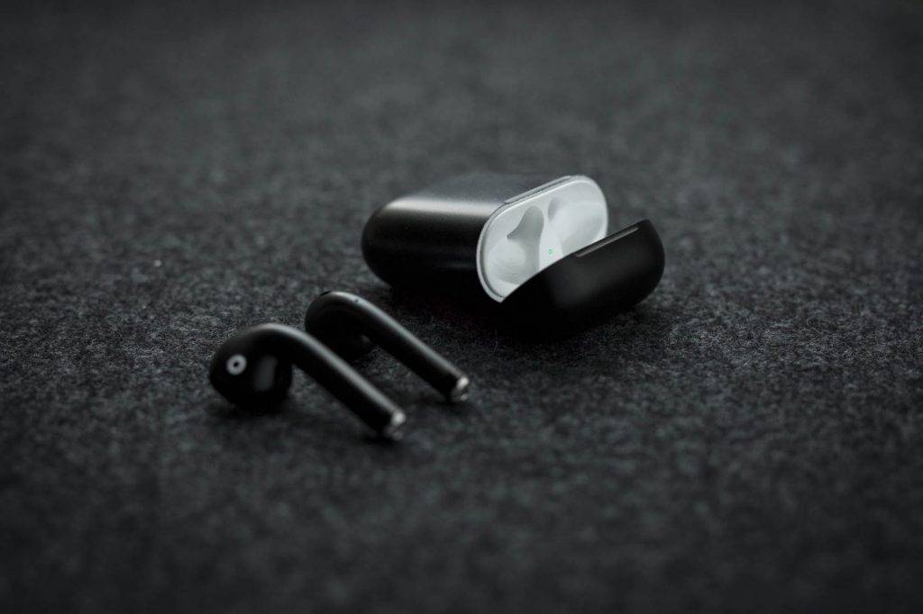 Black Airpods