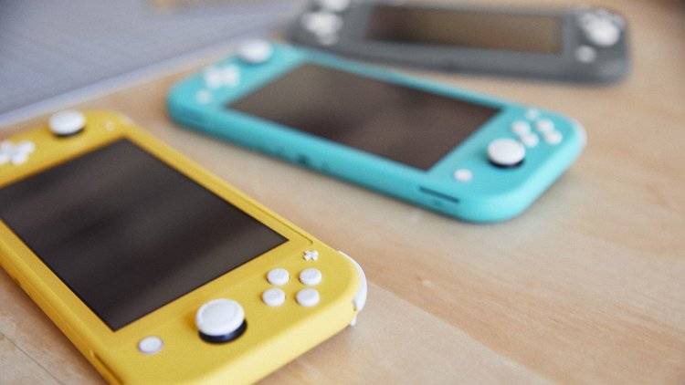 nintendo switch lite 3