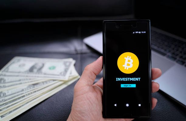Top Mobile Apps for Crypto Trading: Streamlining Your Investments on the Go - Partner Content